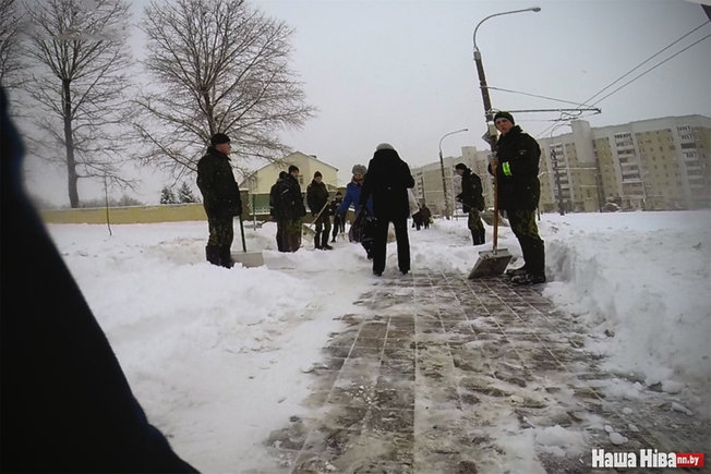 На минские улицы вывели спецназ внутренних войск На минские улицы вывели спецназ внутренних войск