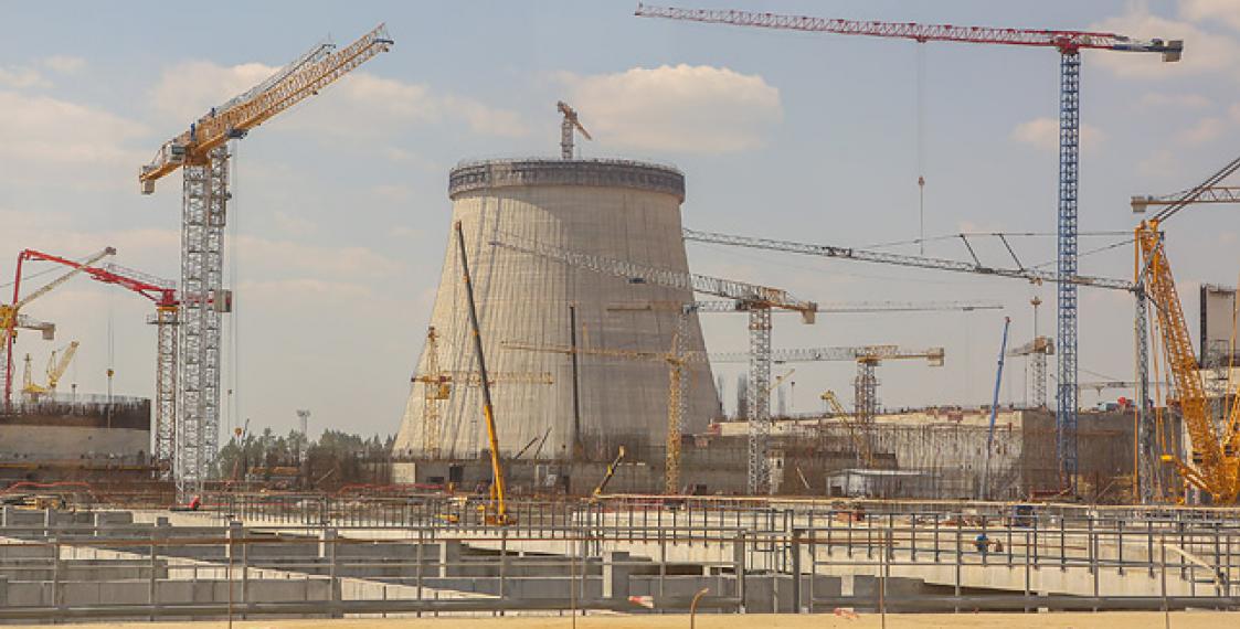 Постройка бел цены в минске. Белорусская АЭС стройка. Белорусская АЭС реактор. Начало строительства БЕЛАЭС. Островец АЭС фото.