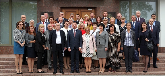 Belarusian MFA and the diaspora: a complicated relationship
