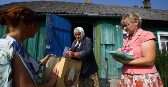 With eye on West, Belarus holds slightly freer election