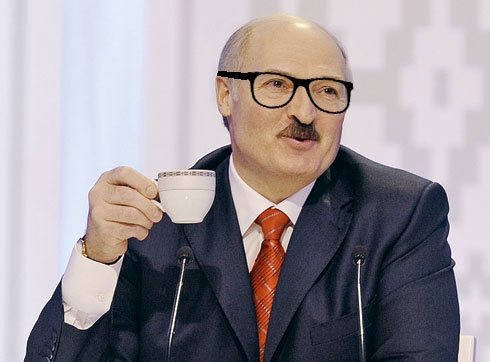 Лукашенко в очках