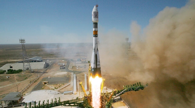 Belarus to start making its second space satellite in 2017