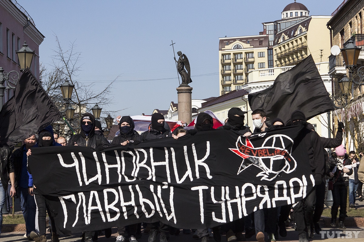 “Игнорируют труд и ведут асоциальный образ жизни“ Щеткина — про