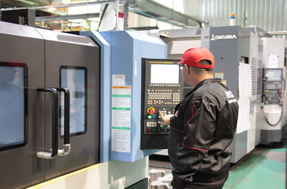 Топ-менеджер Fenox: "Одно предприятие и двести работников уже потеряли" Топ-менеджер Fenox: "Одно предприятие и двести работников уже потеряли"