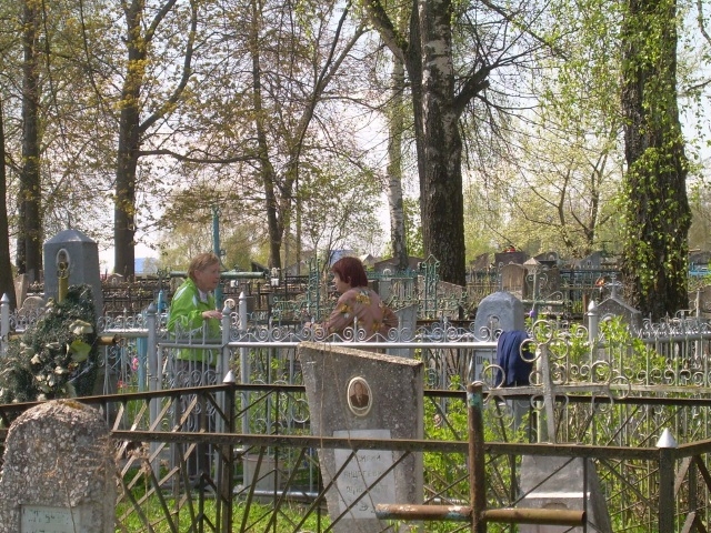 Радуница: что можно и что нельзя на кладбище. 7 простых правил для всех