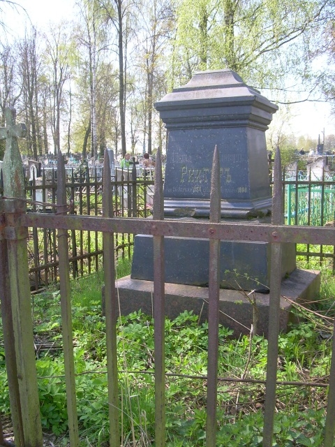 Радуница: что можно и что нельзя на кладбище. 7 простых правил для всех