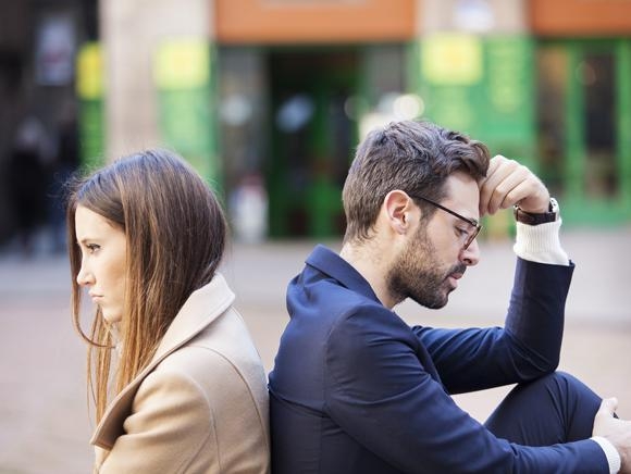 "Я сразу знала, что у него ВИЧ". Истории о сексе без защиты и его последствиях