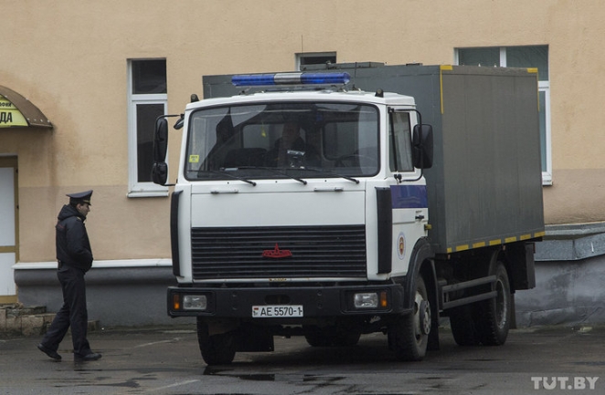 Несмотря на дождь и автозак. В Бресте снова протестовали против строительства аккумуляторного завода 