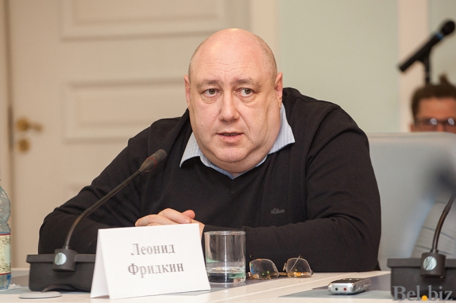 Сколько будет стоить бензин после перехода Беларуси на мировые цены на нефть?