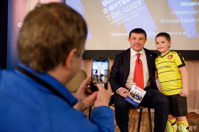 Виталий Кутузов: "В Италию пришли наши 90-е — неизвестно, где сейчас жить сложнее"