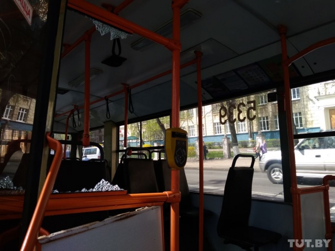 В Минске троллейбус врезался в столб: пострадали 13 человек