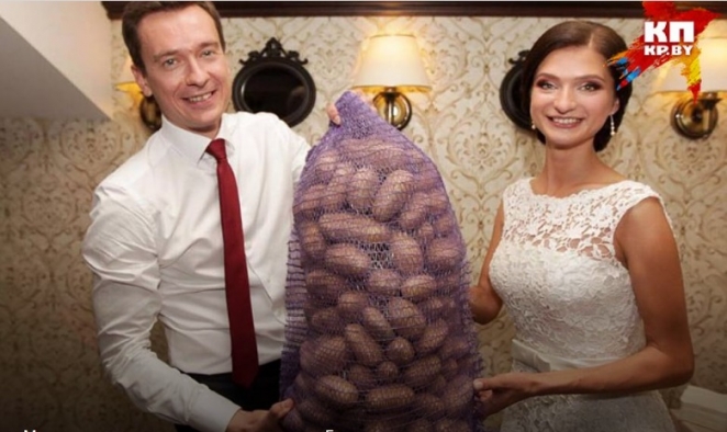 Как Лукашенко белорусам "щедрые" подарки раздавал