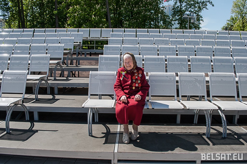 Russian Cossacks, beer, veterans: Minsk on Victory Day (photo report)