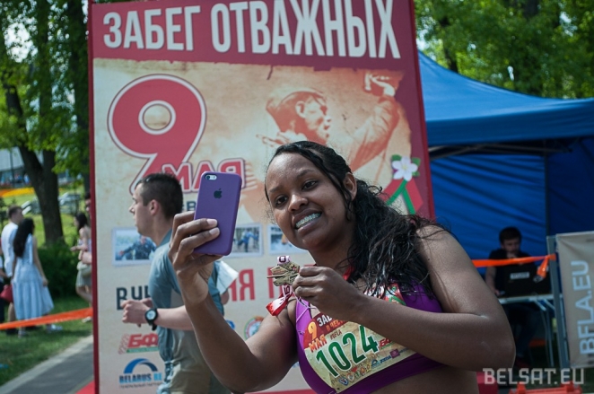 Russian Cossacks, beer, veterans: Minsk on Victory Day (photo report)