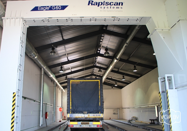 Как белорусская таможня "просвечивает" автомобили