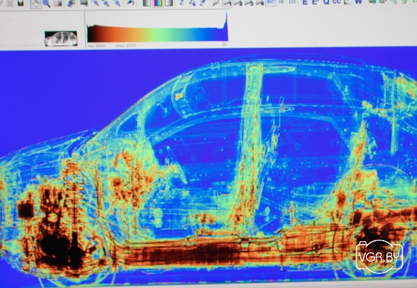Как белорусская таможня "просвечивает" автомобили