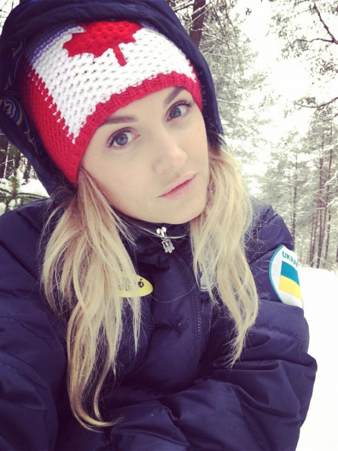 Как выглядят жены белорусских хоккеистов?