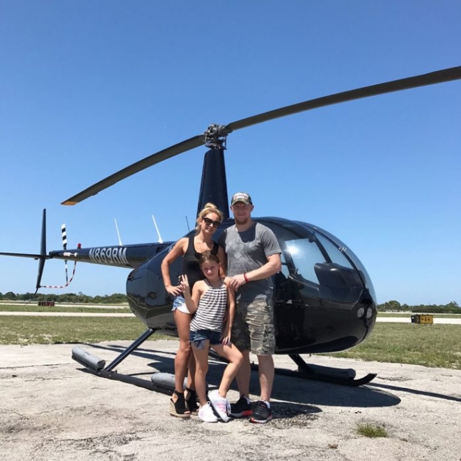 Как выглядят жены белорусских хоккеистов?