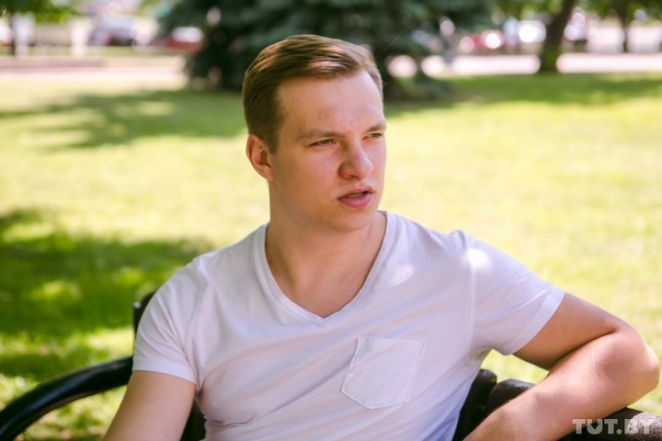 "Человека словно кидают в воду и ждут, пока он выплывет". Выпускники вузов – о поиске работы