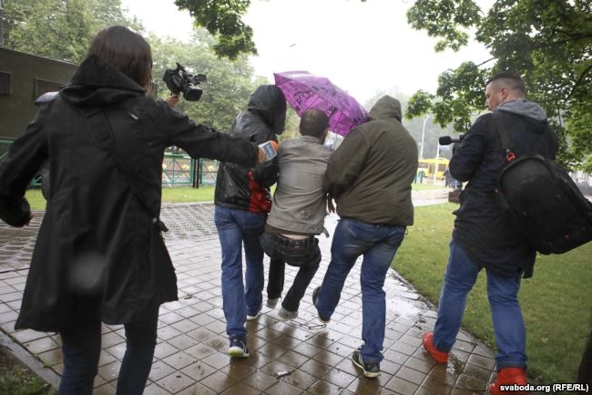 Массовый хапун в центре Минска на День независимости