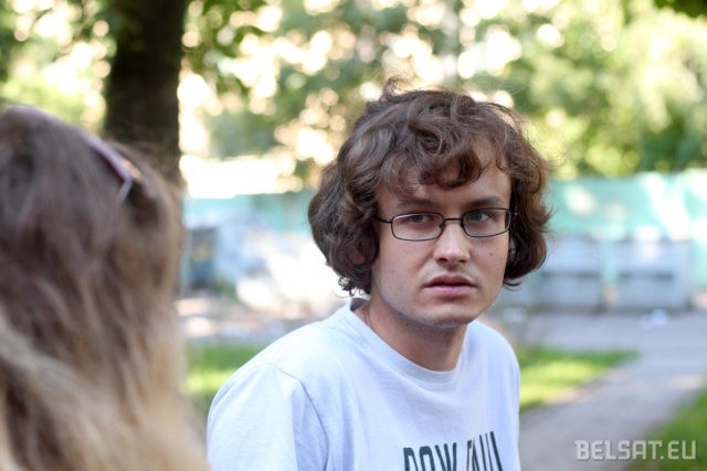 "Это перевернутый мир". Белорусский анархист рассказал, как его арестовали в России