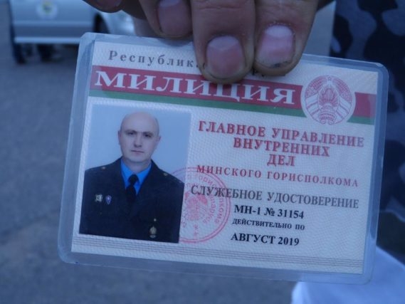 Бывший работник ЦИП Окрестина: "Человек с чувством гордости и достоинства не пойдет в милицию" Бывший работник ЦИП Окрестина: "Человек с чувством гордости и достоинства не пойдет в милицию"