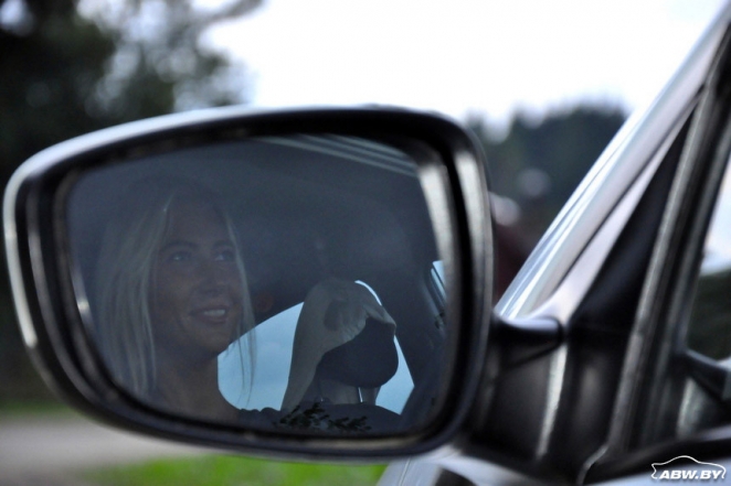 Психолог за рулем: Чем статуснее автомобиль, тем вежливее его владелец