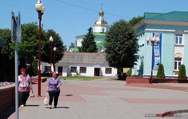 "Работать ездят в колхозы, потому что делать в этом райцентре нечего"