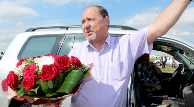 Почему Лукашенко ставит в пример "Родину" и его главу – своего ровесника и тезку