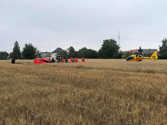 В Польше вертолет упал рядом с жилыми домами, есть погибшие