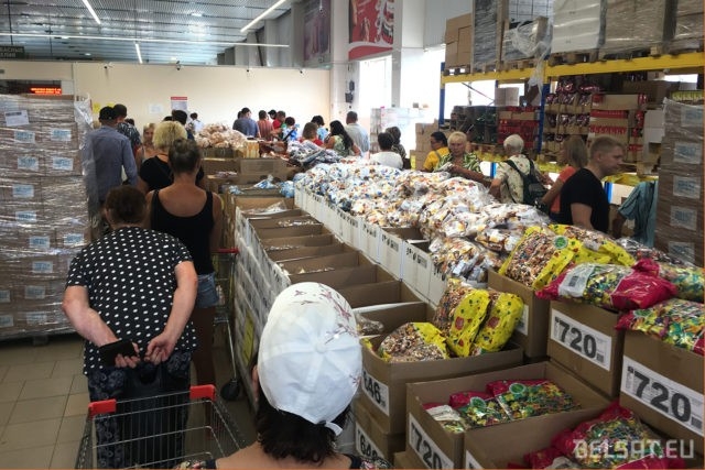 Российская сеть дисконтов хочет совершить революцию в польской торговле