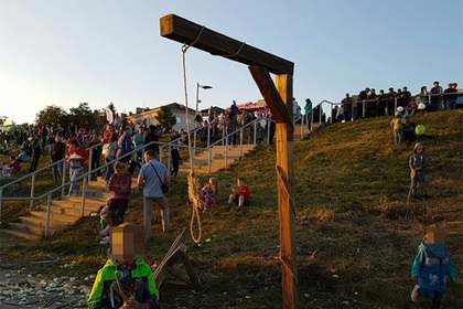 Омичам дали примерить виселицу на Дне города