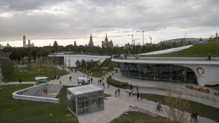 Где заняться сексом на публике с проституткой на выезде в Москве