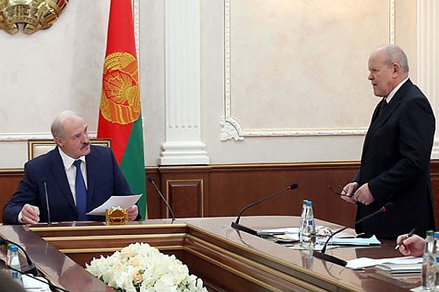 Дымовая завеса от Анфимова. Что пытается скрыть глава Комитета госконтроля?