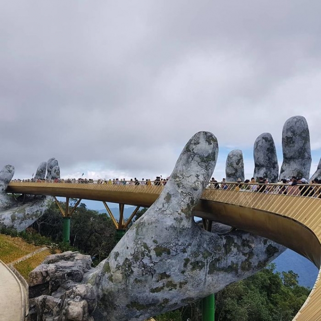 Во Вьетнаме открыли мост стоимостью 2 млрд долларов, и он невероятен