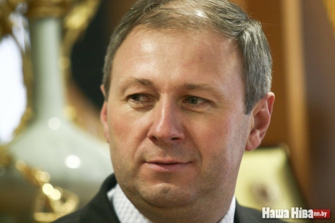 Семь фактов о новом премьер-министре Сергее Румасе