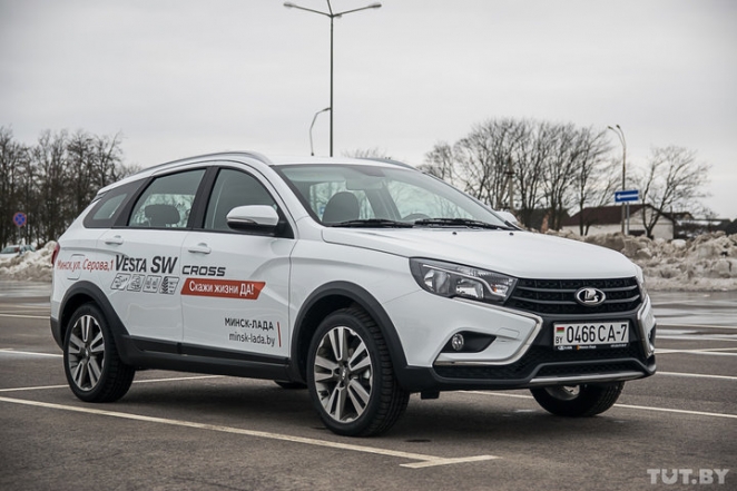 Разница в цене уже доходит до 2 тысяч долларов. Стоит ли сейчас ехать в Россию за новым авто