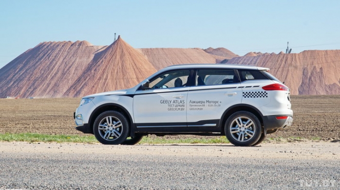 Разница в цене уже доходит до 2 тысяч долларов. Стоит ли сейчас ехать в Россию за новым авто