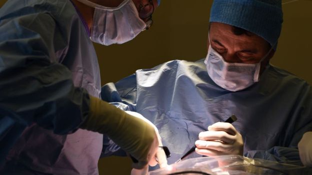 Органы здоровой женщины пересадили четырем людям. Все они заболели раком