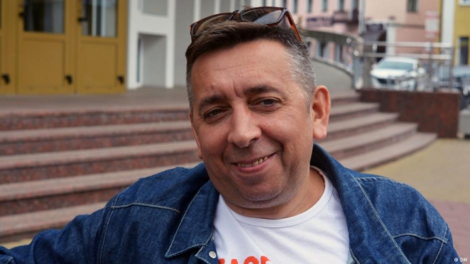 Задержание в прямом эфире, или Быт блогера-оппозиционера в Беларуси