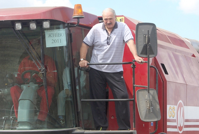 Какие бренды одежды "рекламирует" Лукашенко