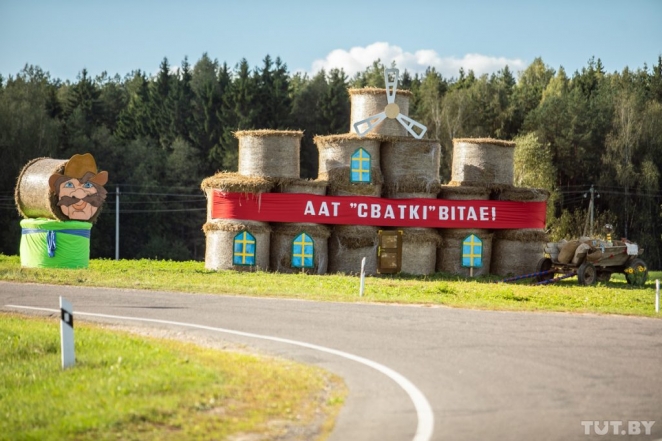 What The Halm? Giant Straw Sculptures Invade Belarusian Fields