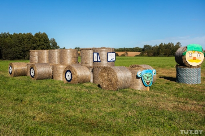What The Halm? Giant Straw Sculptures Invade Belarusian Fields