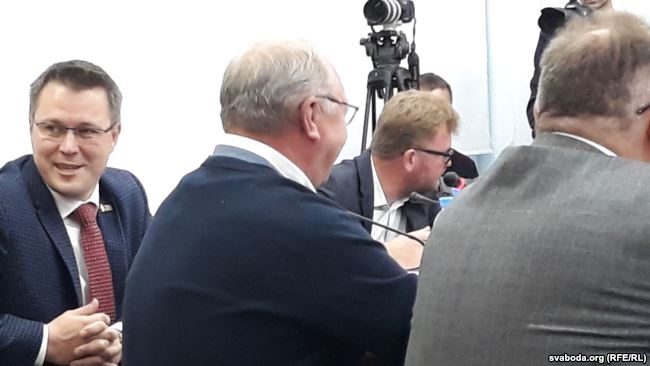 Давыдько: Нужно на журфаке искать потенциальных экстремистов и отчислять их Давыдько: Нужно на журфаке искать потенциальных экстремистов и отчислять их