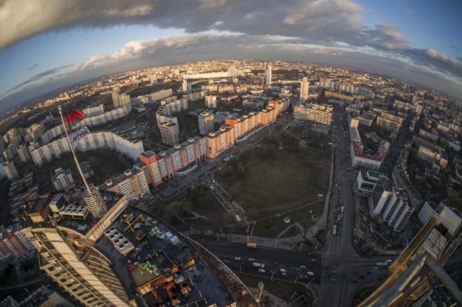 Минский небоскрёб обновил рекорд Беларуси. Рейтинг и виды самых высоких зданий страны