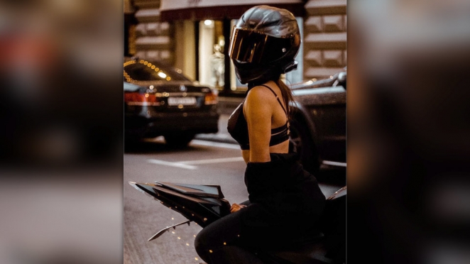 "Самая сексуальная" байкерша погибла, разбившись на мотоцикле в Подмосковье