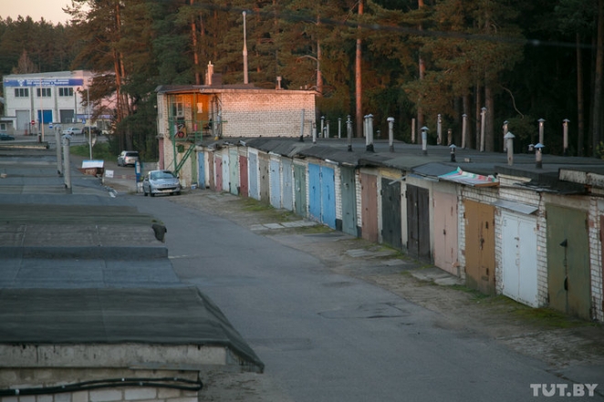 В Уручье назревает "военный бунт" из-за "гаражного вопроса"