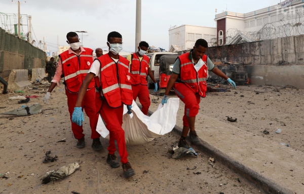В Сомали террористы взорвали четыре автомобиля, десятки погибших