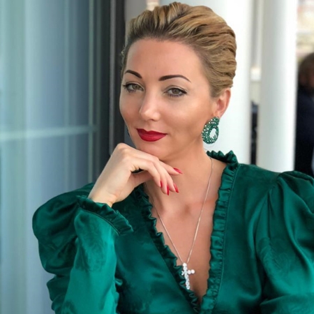 Экс-жена друга детства Путина "заговорила": "Он был Богом для меня"