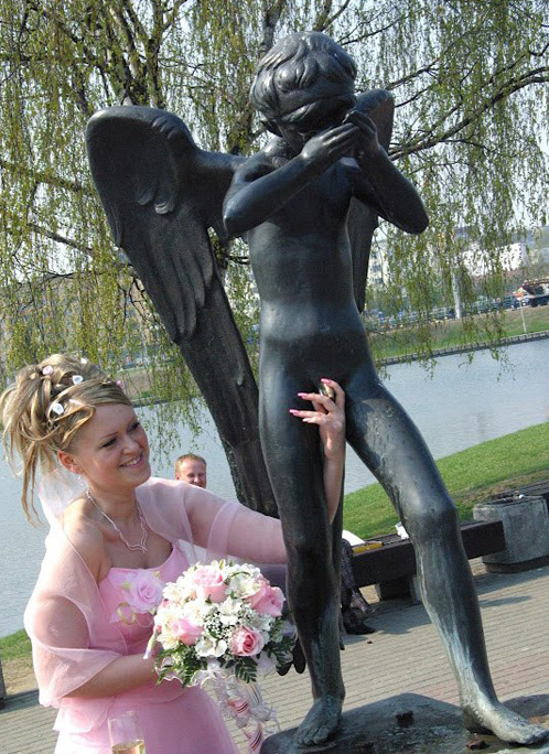 Семь городских скульптур, перед которыми минчанам нужно извиниться